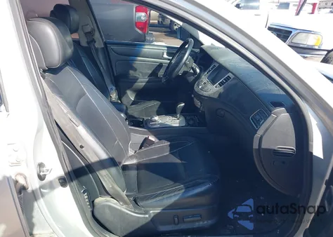 2012 Hyundai Genesis 3.8 z USA, uszkodzony, nr VIN KMHGC4DD7CU194920